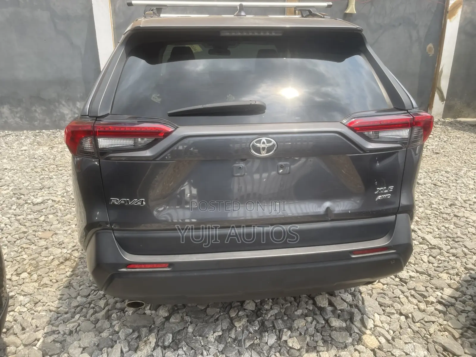 Toyota RAV4 2021 Gray