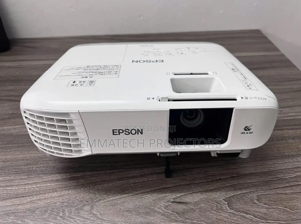 Brand New Epson Projector Powerlite109w Lagos, Cotonu , Benin , Abuja