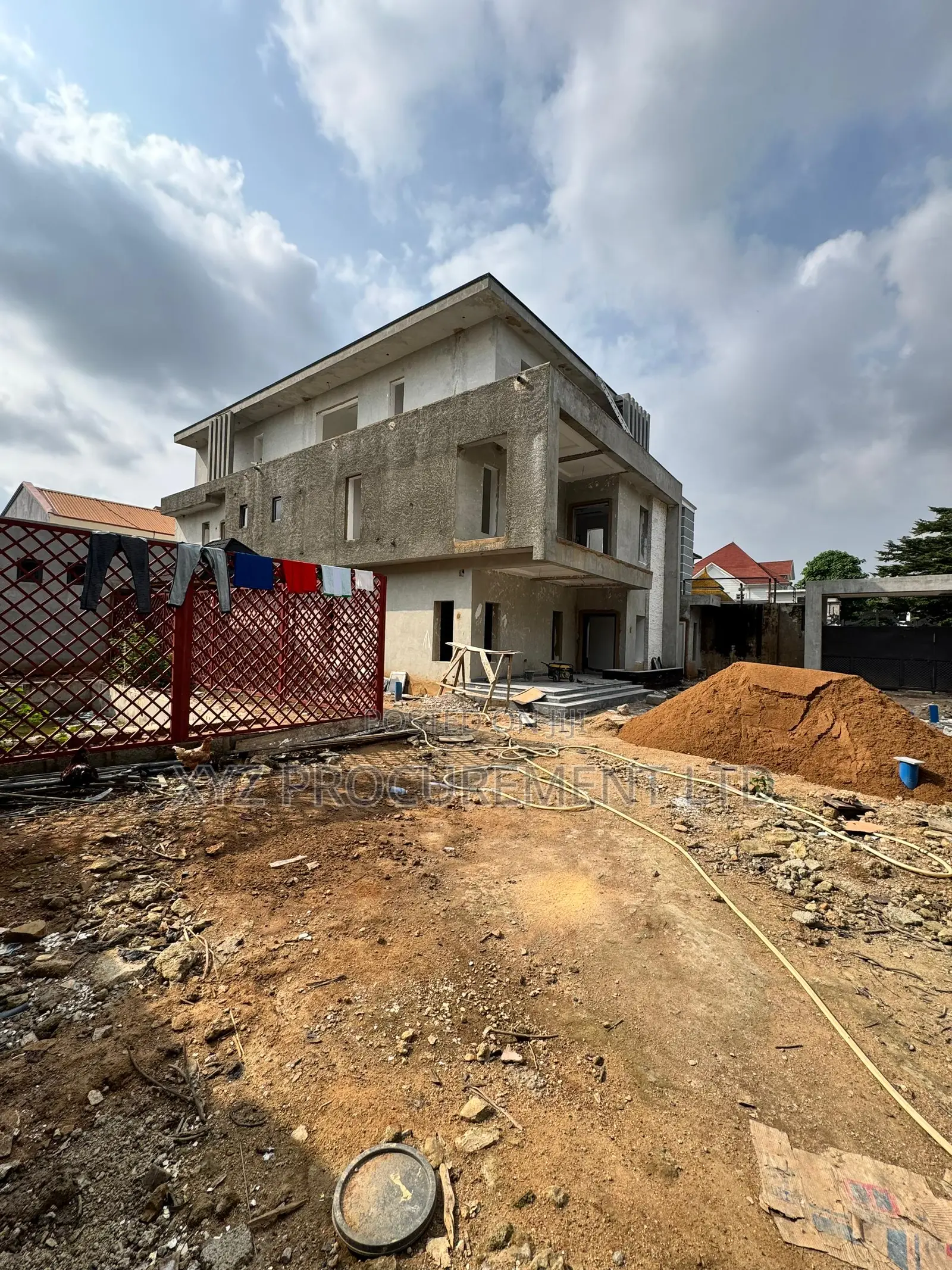 5bdrm Duplex in Wuse 2 for sale