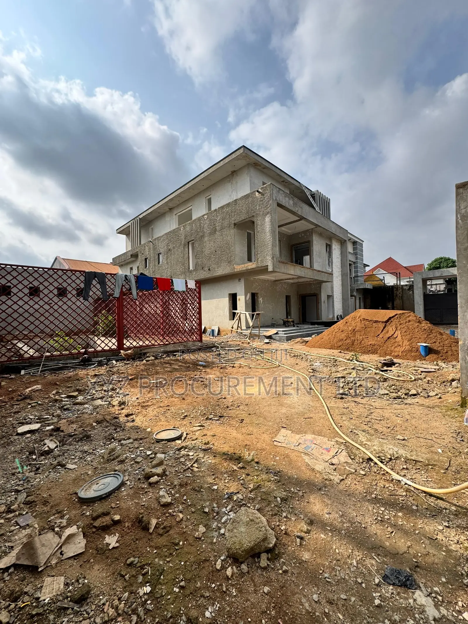 5bdrm Duplex in Wuse 2 for sale