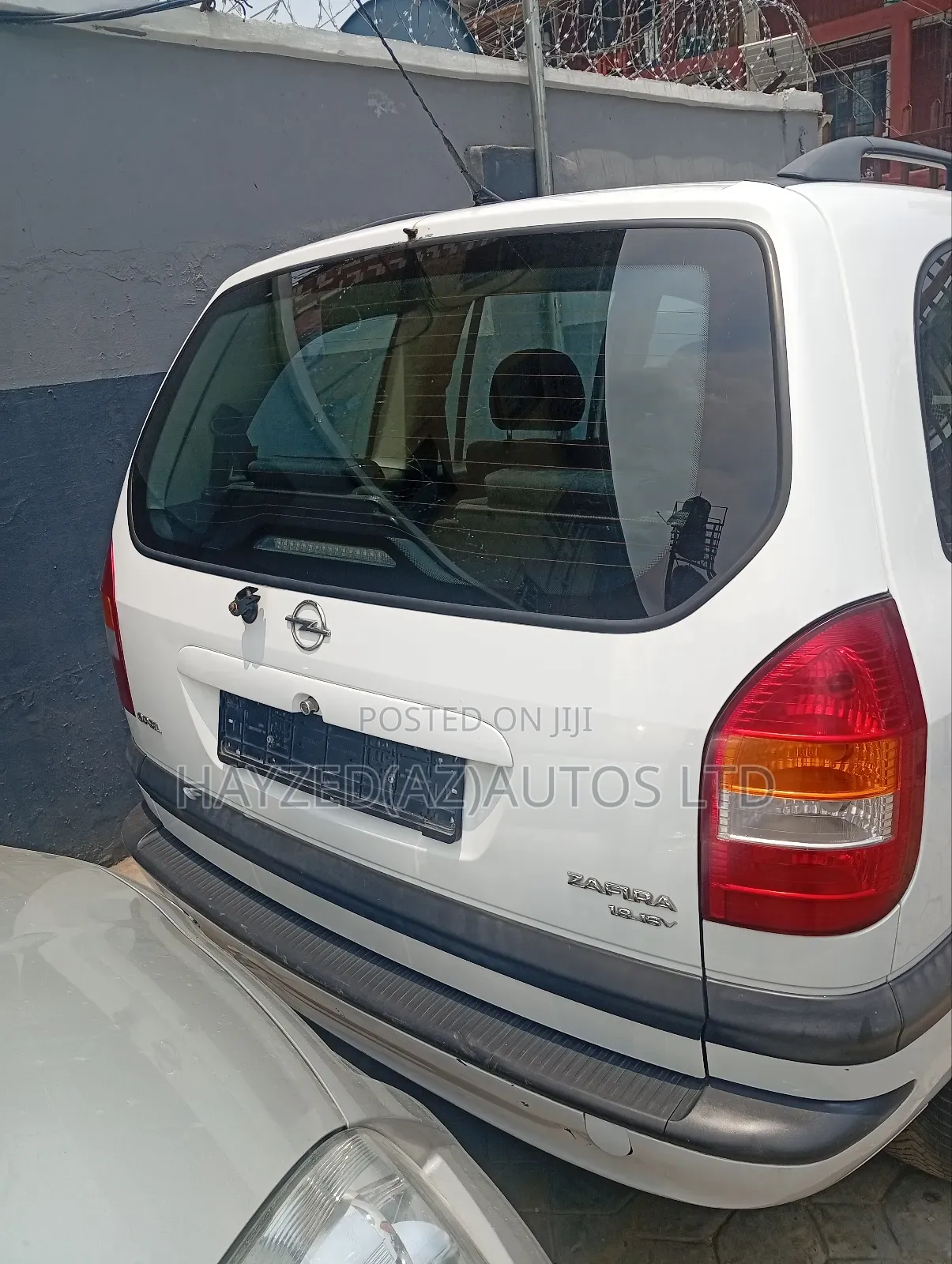 Opel Zafira 1.8 Automatic 2005 White