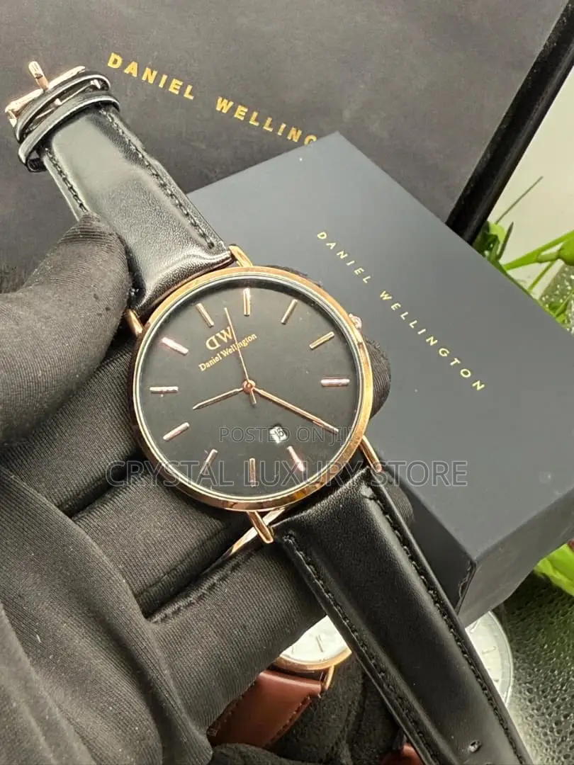 Daniel Washington Quality Men Genuine Leather Wristwatch