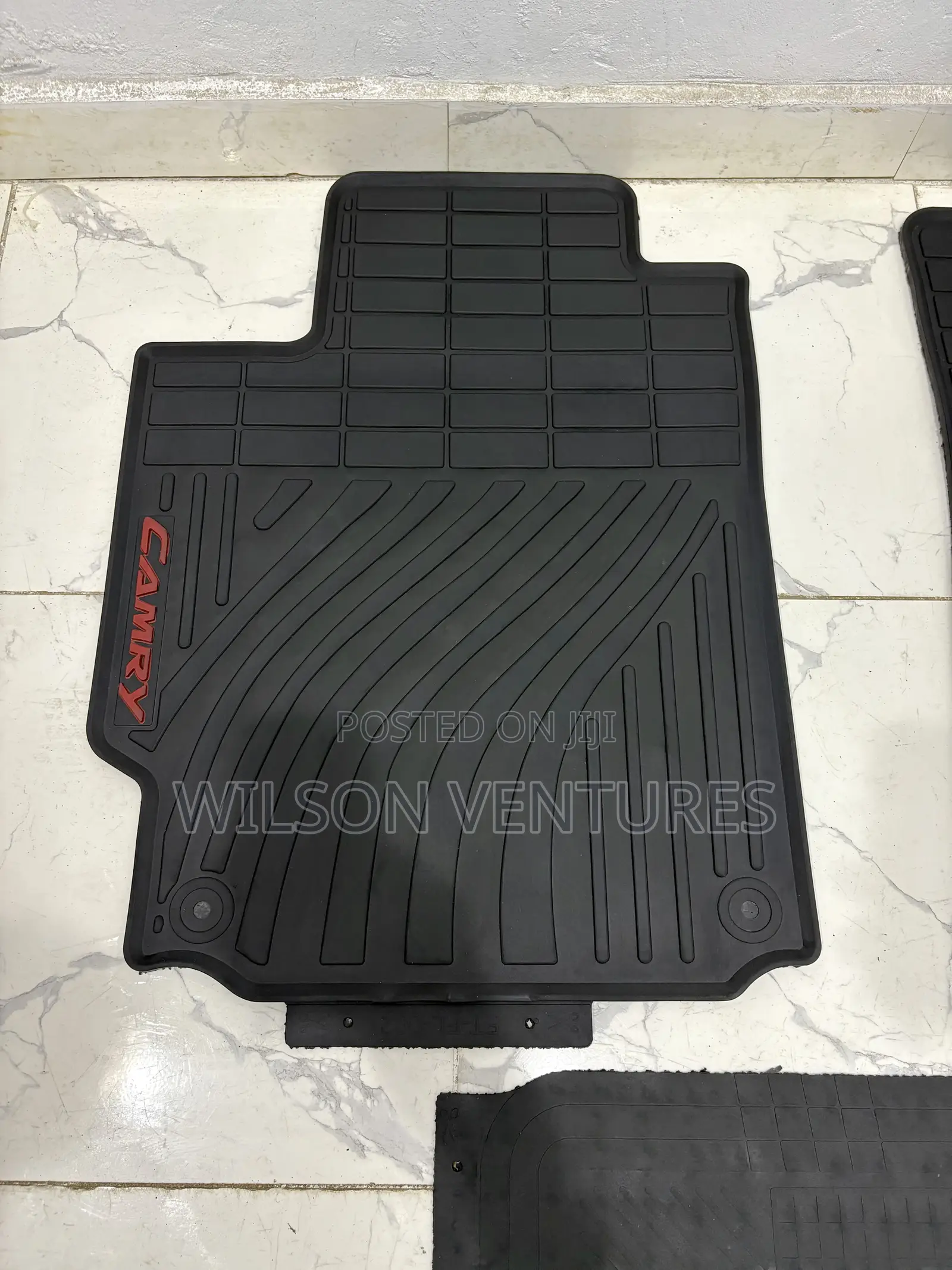 Toyota Camry Follow Come Rubber Foot Mat