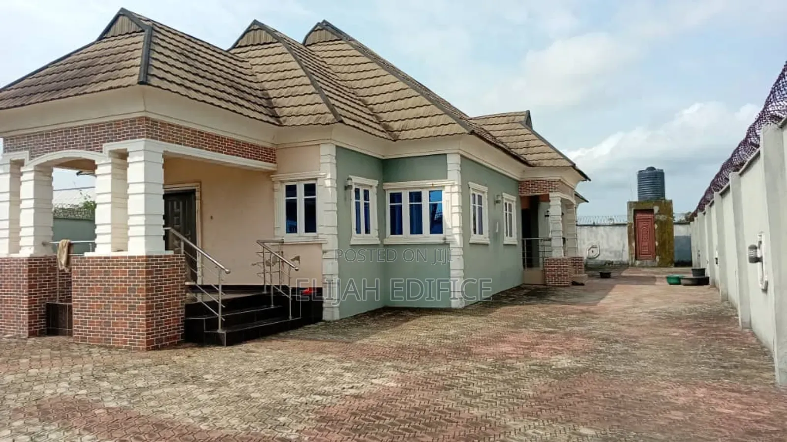 Furnished 4bdrm Bungalow in Agura, Gberigbe for sale