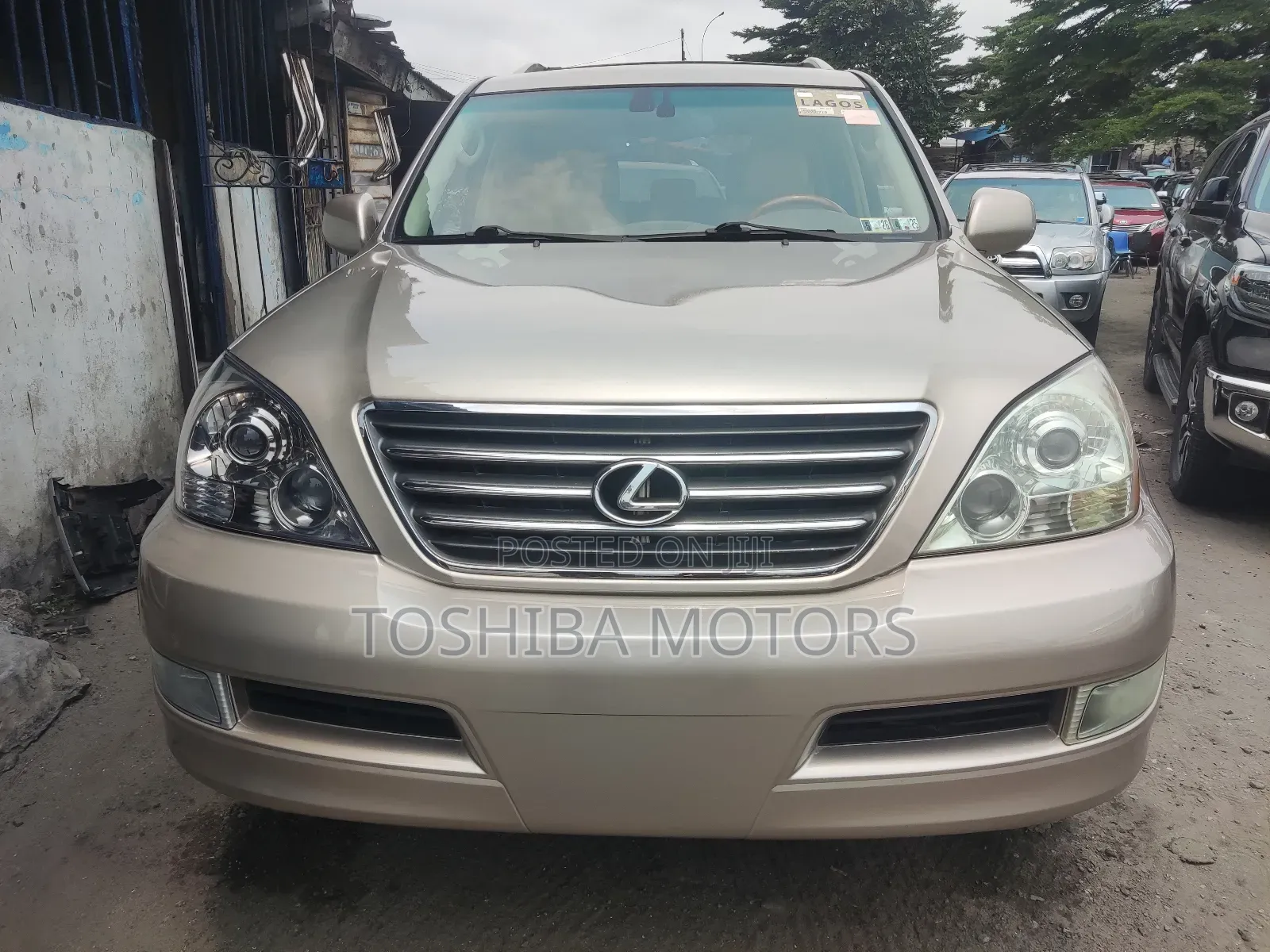 Lexus GX 470 Sport Utility 2006 Gold