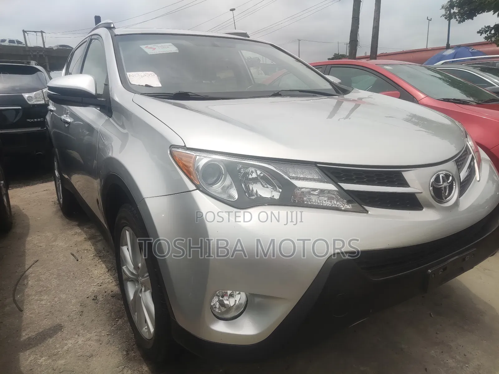 Toyota RAV4 Limited 4dr SUV (2.5L 4cyl 6A) 2015 Silver