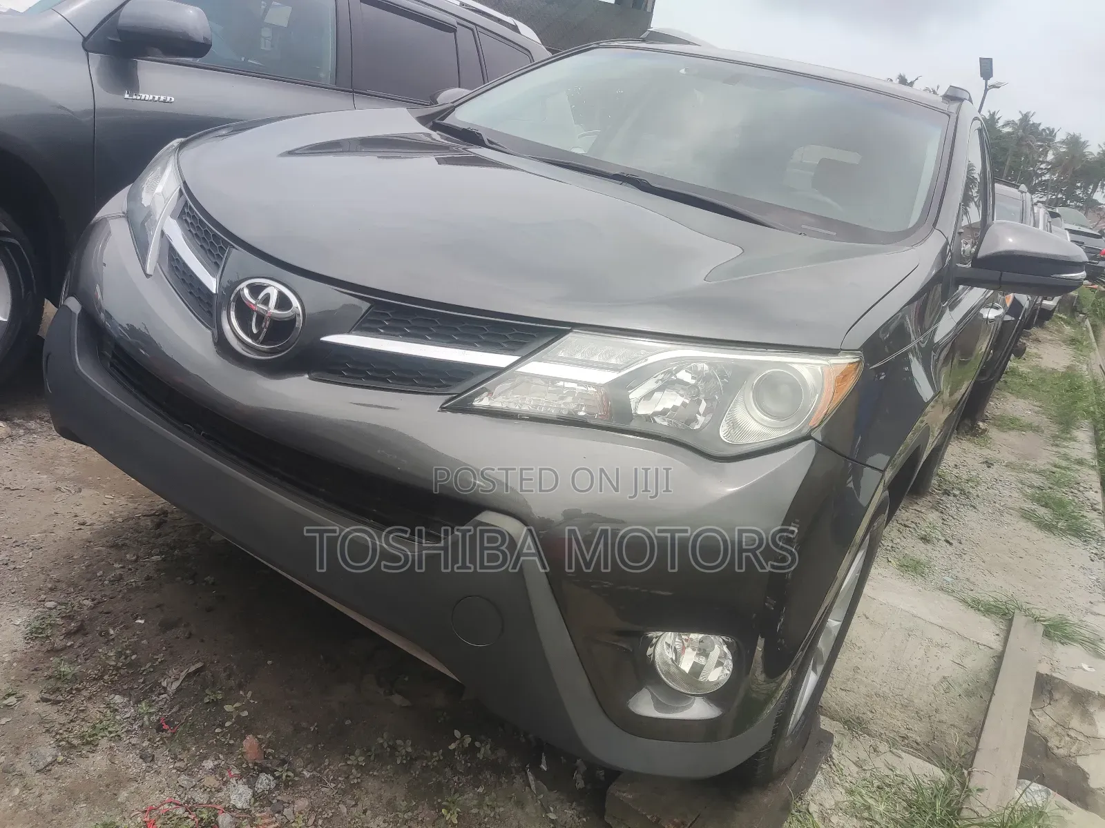 Toyota RAV4 LE 4dr SUV AWD (2.5L 4cyl 6A) 2015 Gray