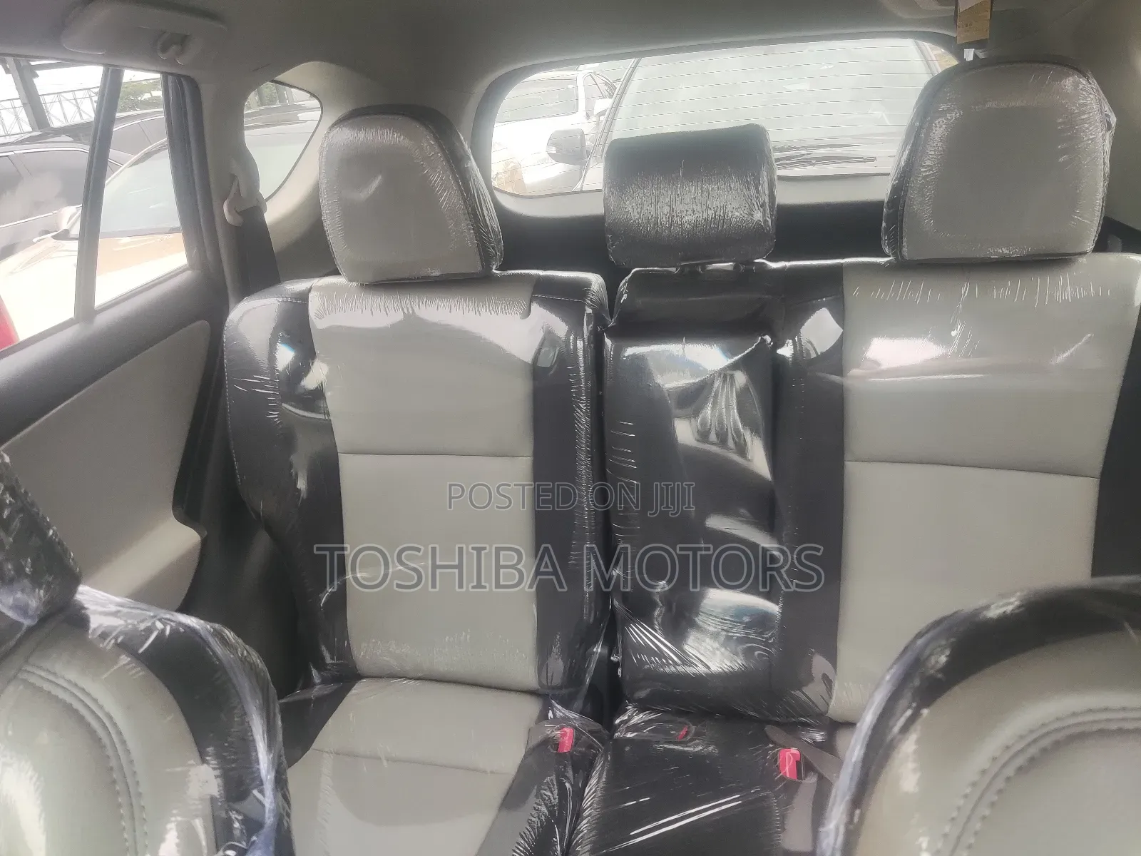 Toyota RAV4 LE 4dr SUV AWD (2.5L 4cyl 6A) 2015 Gray
