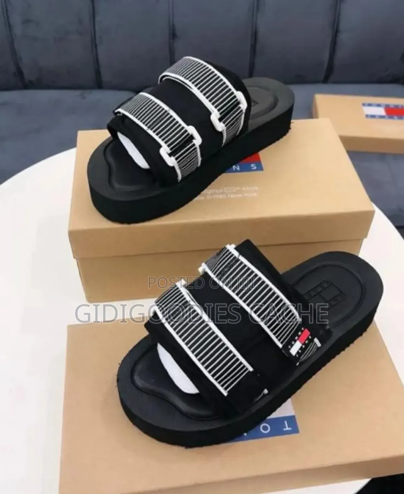 Tommy Hilfiger Velcro Slides