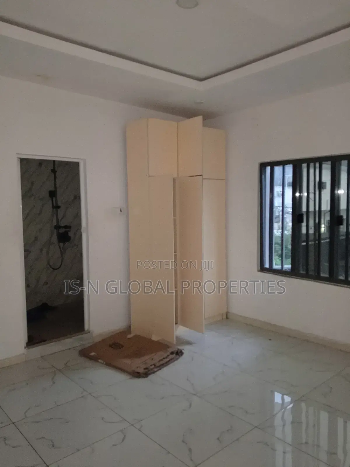 2bdrm Block of Flats in Army Estate, Warri for rent