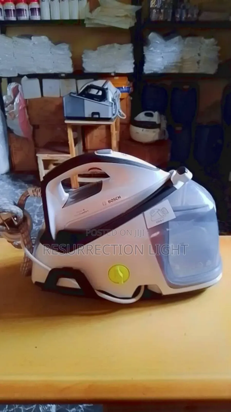 Powerful Bosch Industrial Steam Iron for Professionals