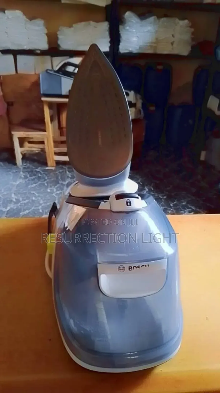 Powerful Bosch Industrial Steam Iron for Professionals