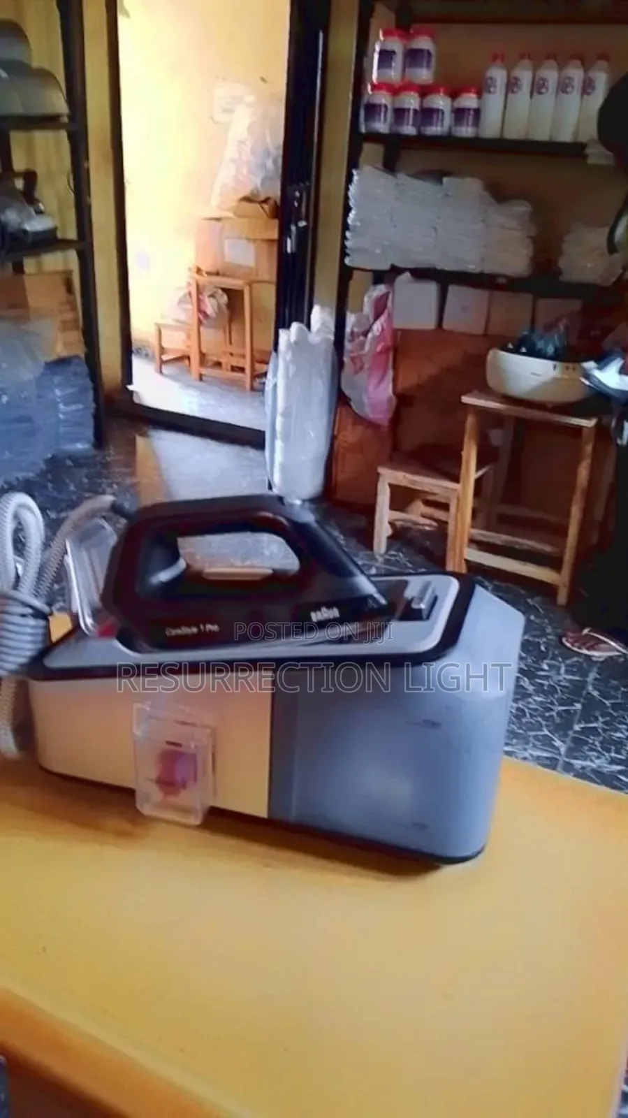 Top Quality Braun Industrial Steam Iron in Perfect Working Condition