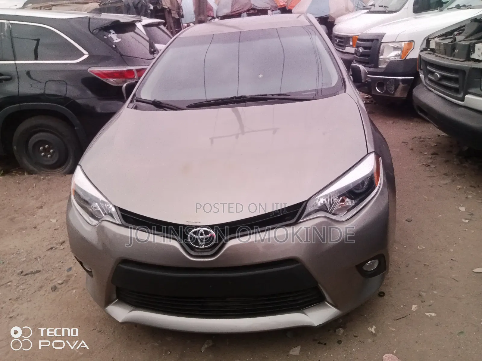 Toyota Corolla LE 4dr Sedan (1.8L 4cyl CVT) 2015 Gray