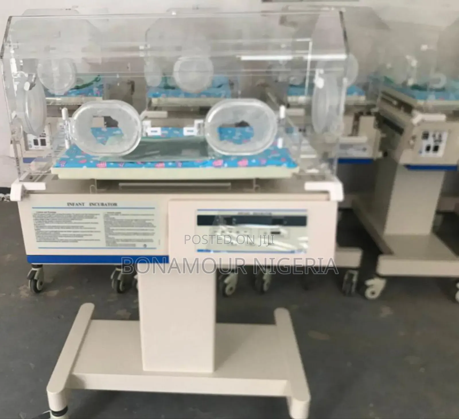 Infant Incubator
