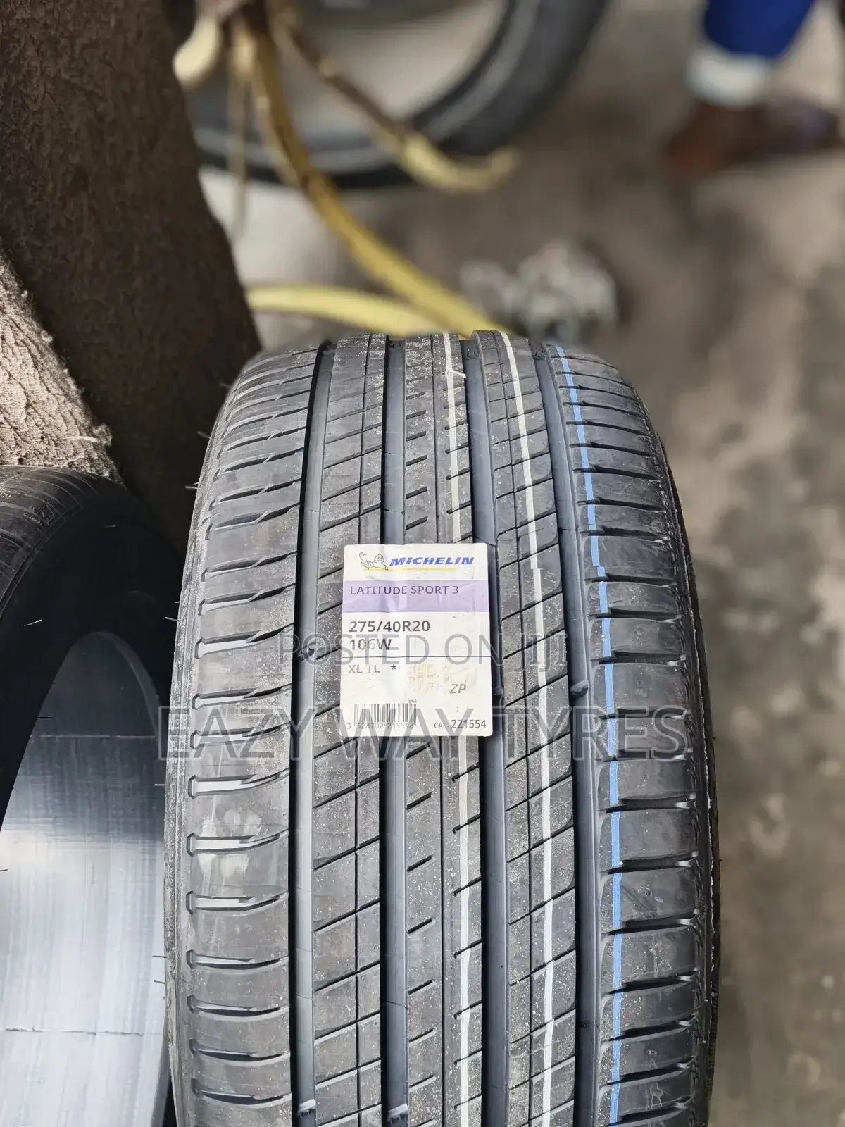 275/40r20 Michelin and All Kinds Tyre Available!