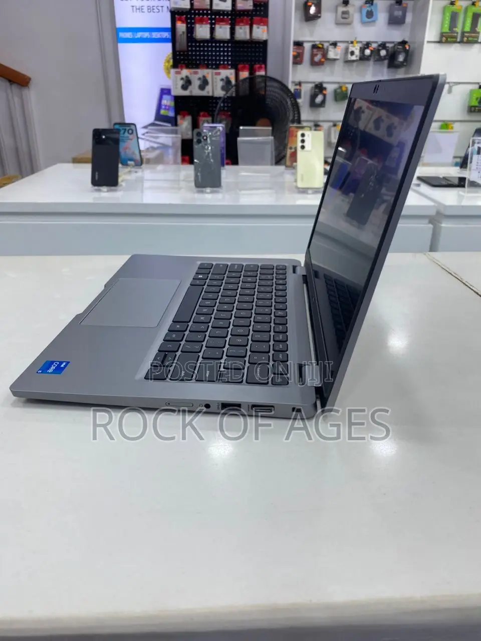 Laptop Dell Latitude 5320 16GB Intel Core I5 SSD 256GB
