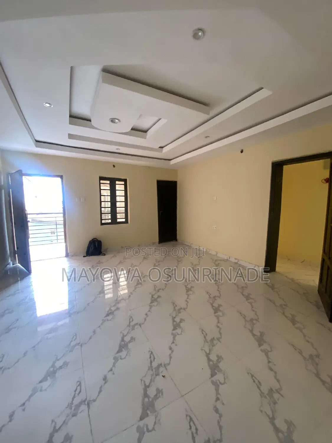 2bdrm Apartment in Akilapa, Idishin for rent