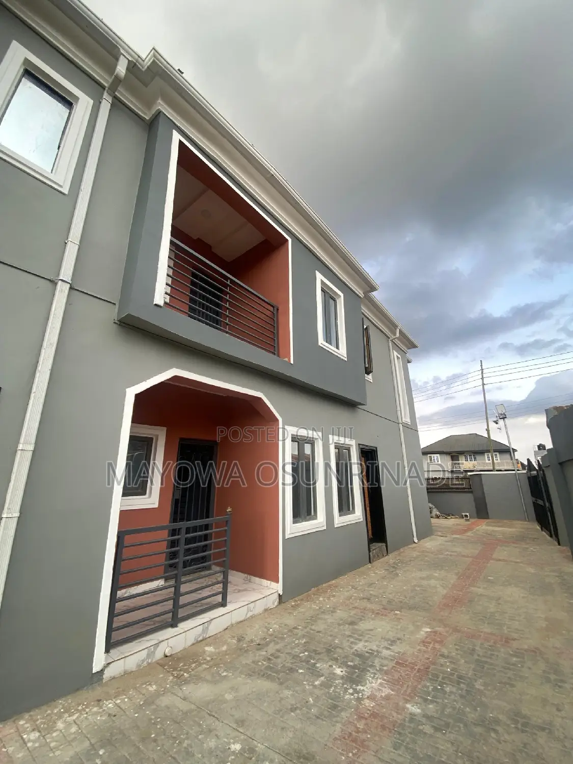 2bdrm Apartment in Akilapa, Idishin for rent