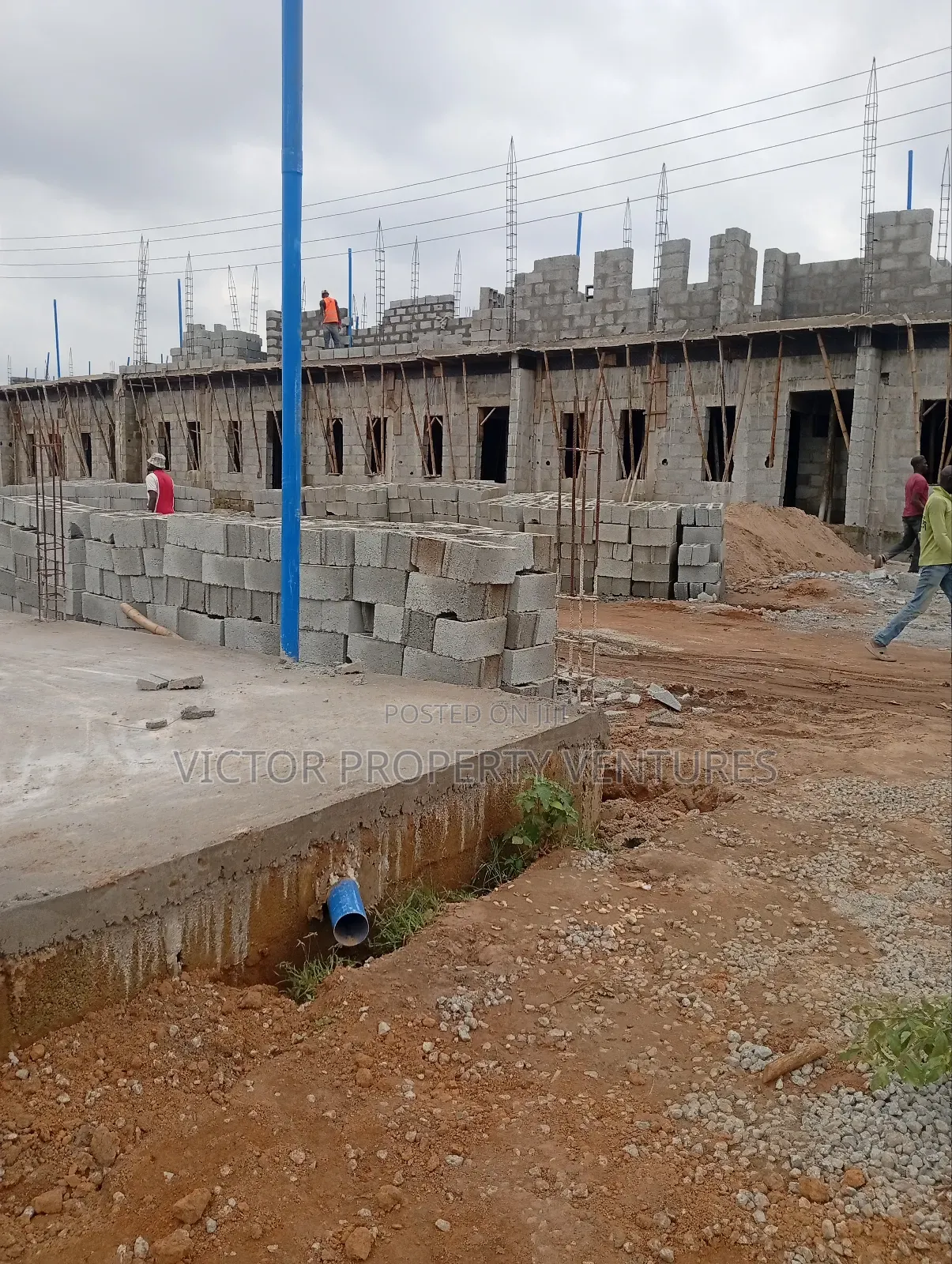 3bdrm Duplex in Gwarinpa for sale