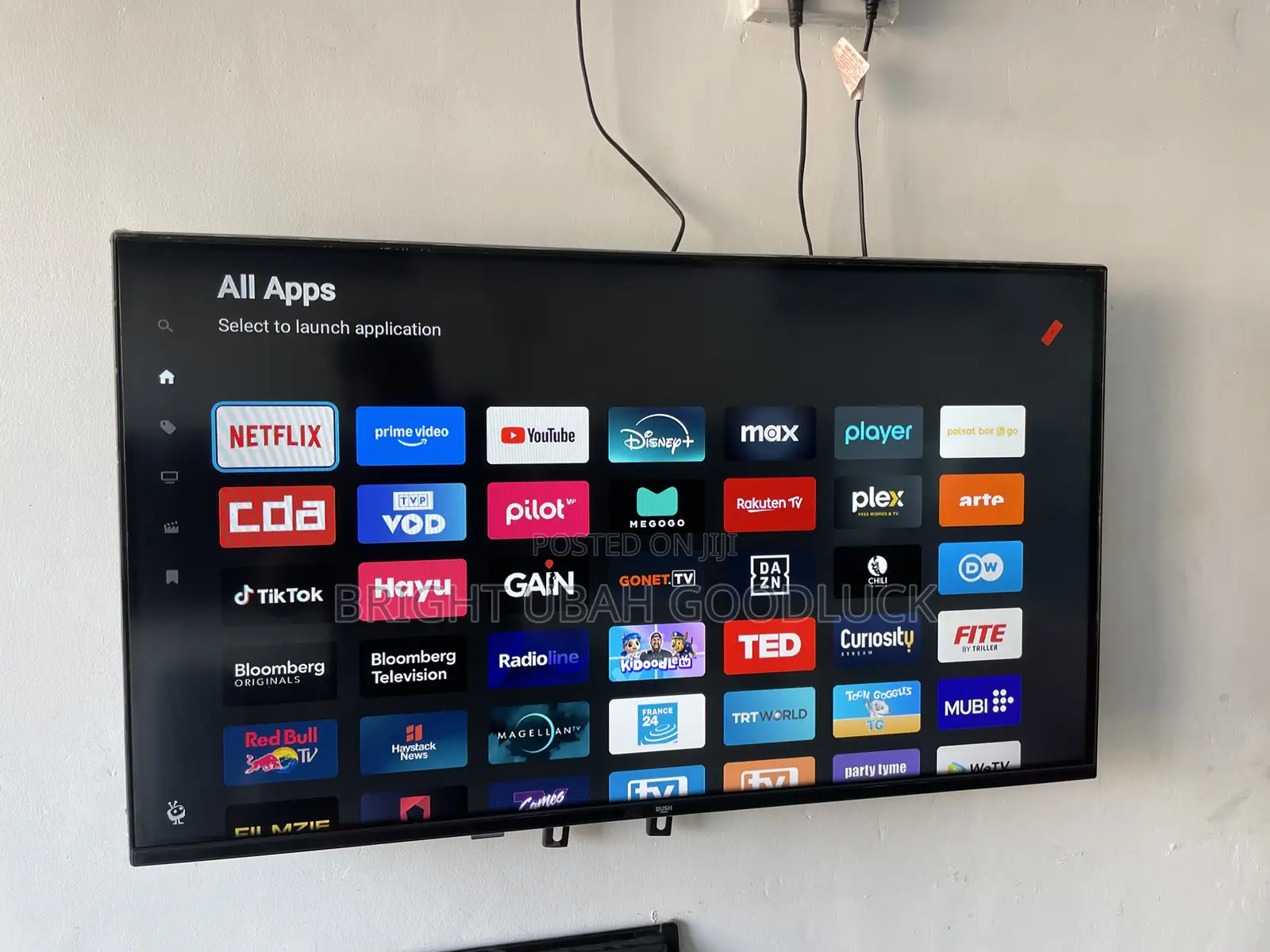 Bush 40 Inches Full Smart Tv With Free Netflix Acct Youtube Apps Mirro