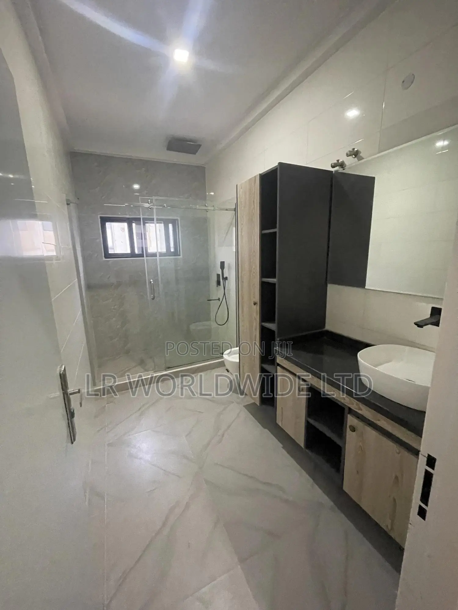 4bdrm Townhouse/Terrace in Jahi for Sale