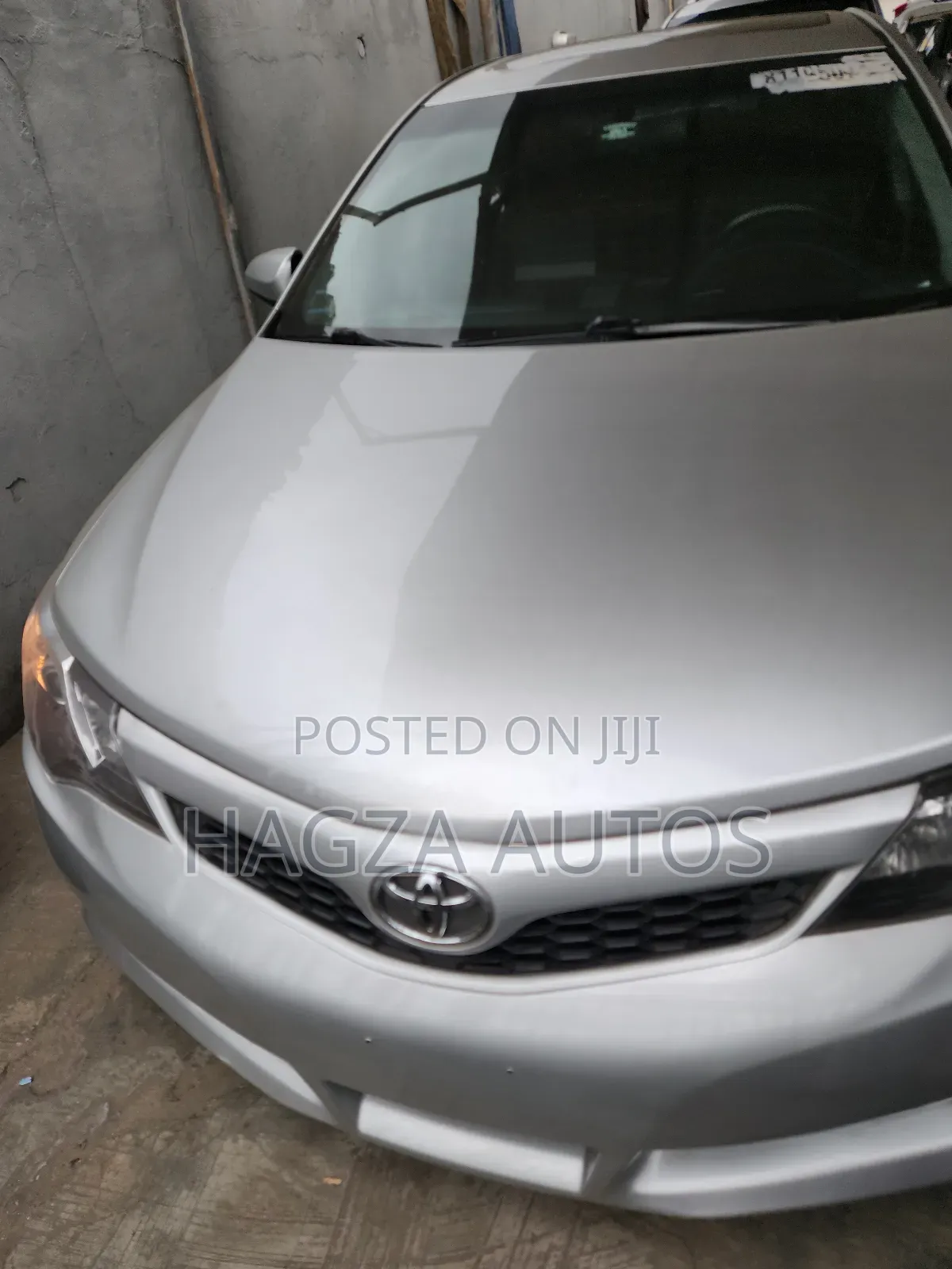 Toyota Camry SE 4dr Sedan (2.5L 4cyl 6A) 2013 Silver