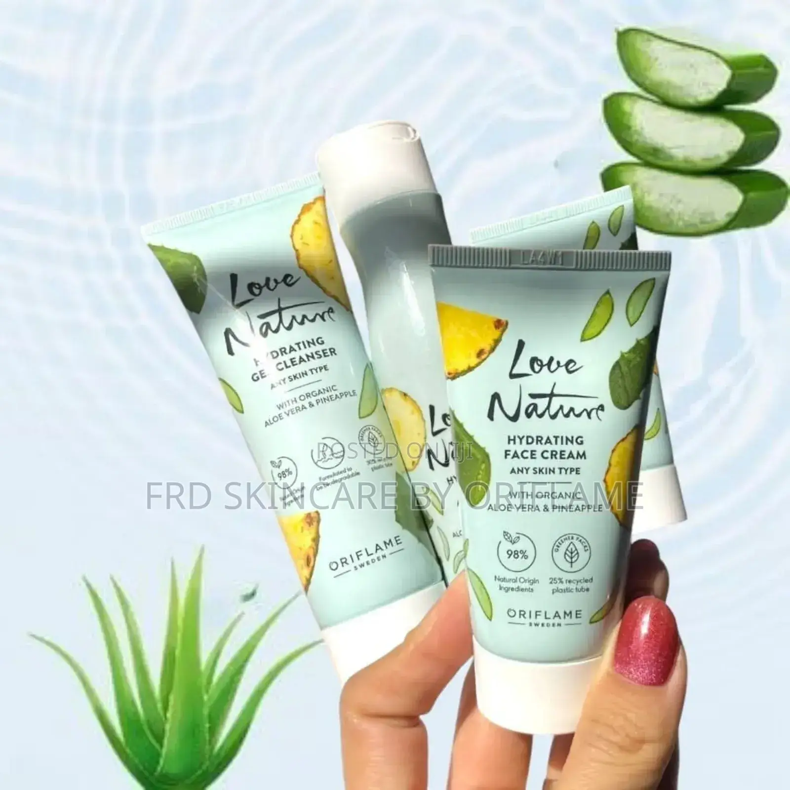Love Nature Hydrating Gel Cleanser With Aloe Vera