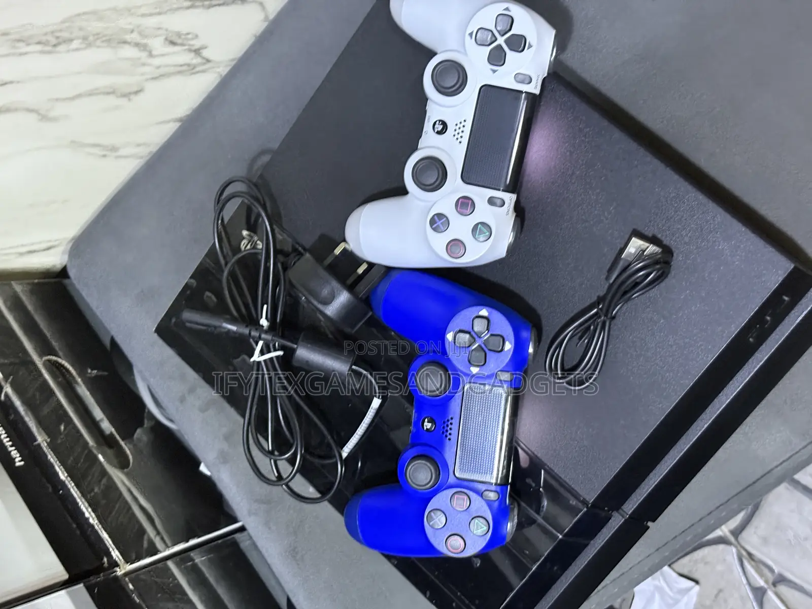 London Used Ps 4 With Fc26 Included, 2 Pads and 12 Games Installed