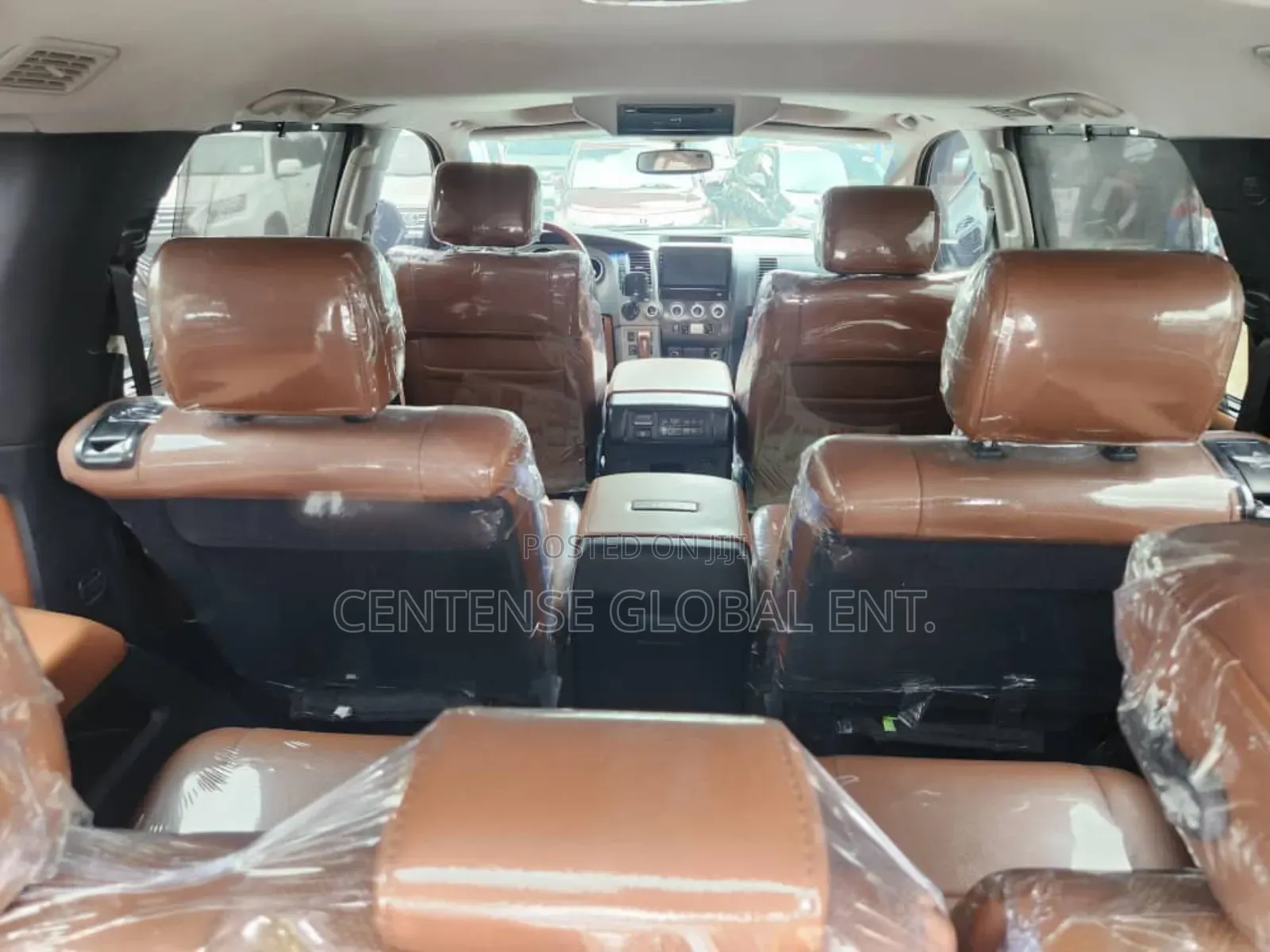 Toyota Sequoia Platinum 4dr SUV 4WD (5.7L 8cyl 6A) 2016 Black