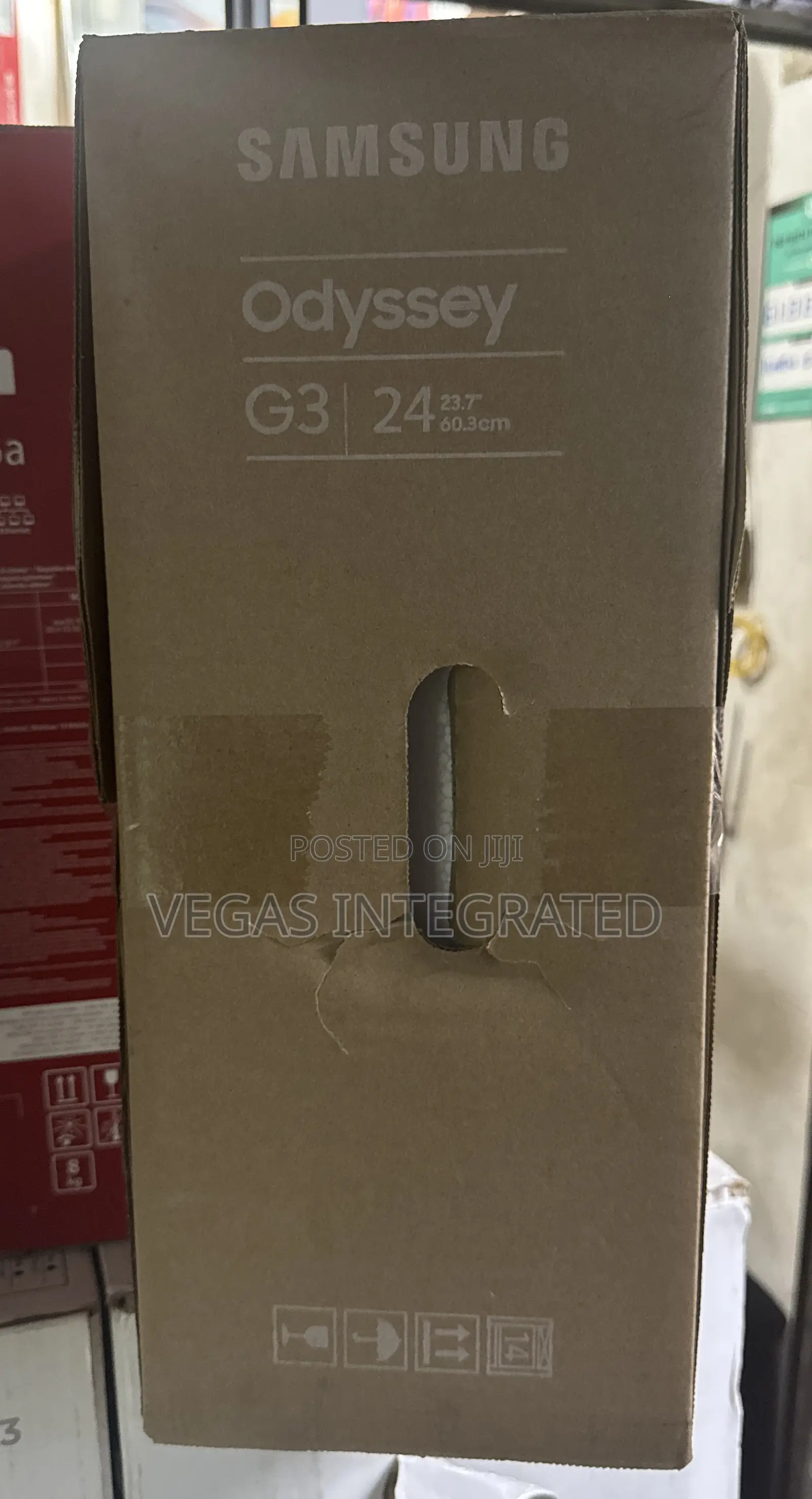 Samsung 24" Odyssey G30d, Fhd, 180hz Gaming Monitor