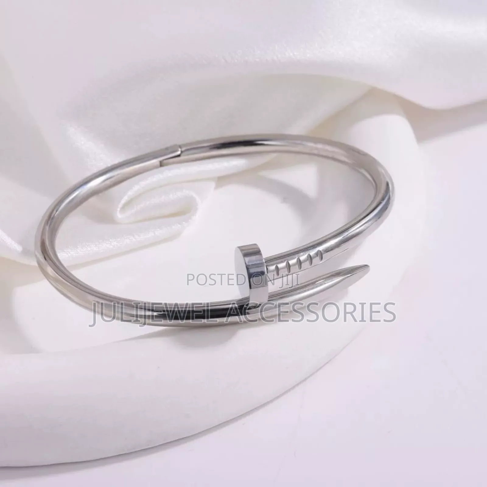 Original Non Tarnish Nail Designed Cartier Unisex Bangle