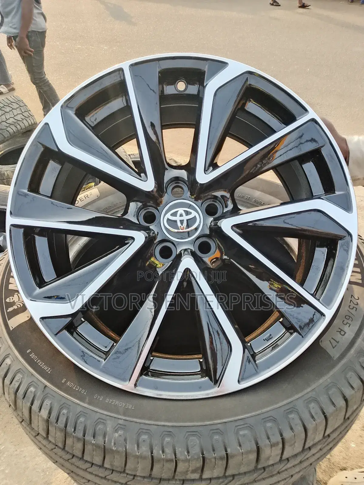 17 Inches Alloy Wheel Rim for Toyota Corolla