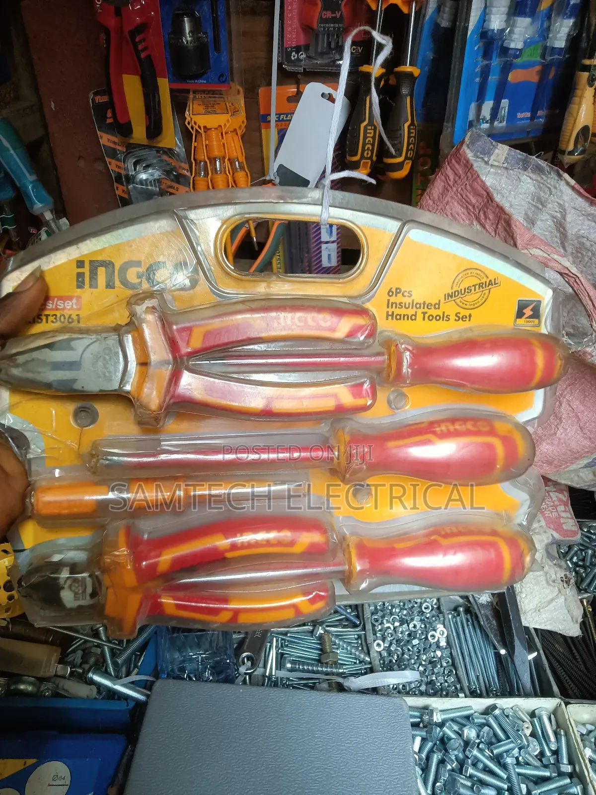 Ingco Insulated Set of Hand Tools
