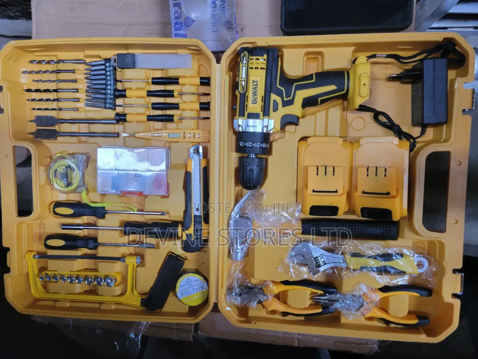 Dewalt Electrical Tools Kits