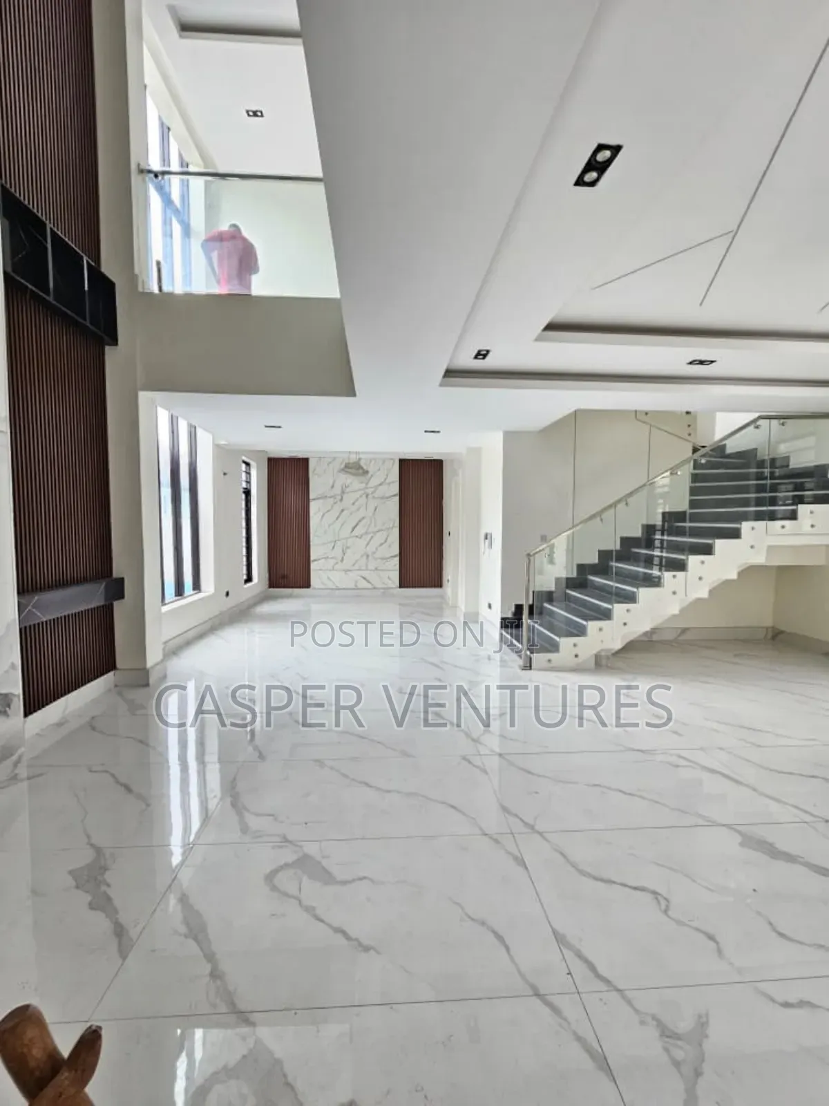 5bdrm Duplex in Fola Osibo, Lekki Phase 1 for sale