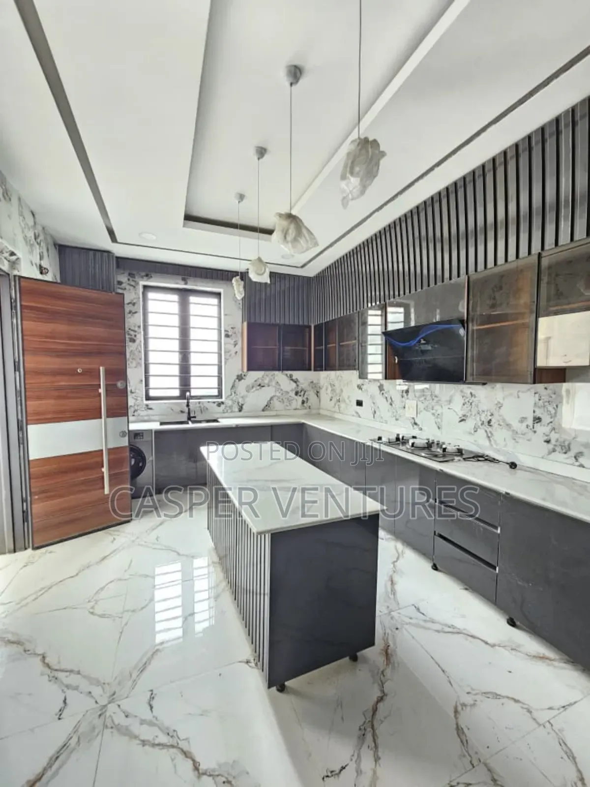 5bdrm Duplex in Fola Osibo, Lekki Phase 1 for sale