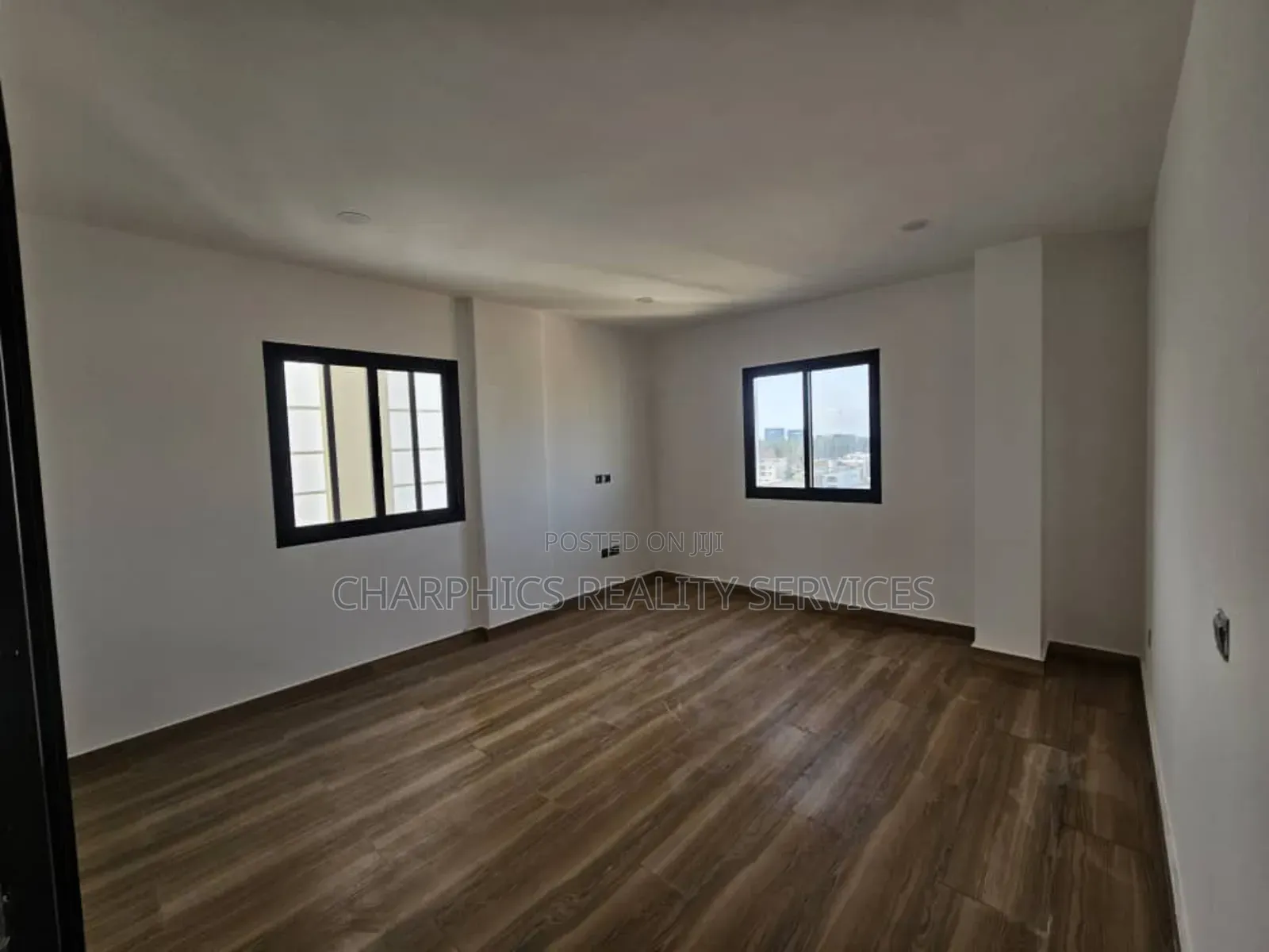 4bdrm Apartment in Banana Island for rent