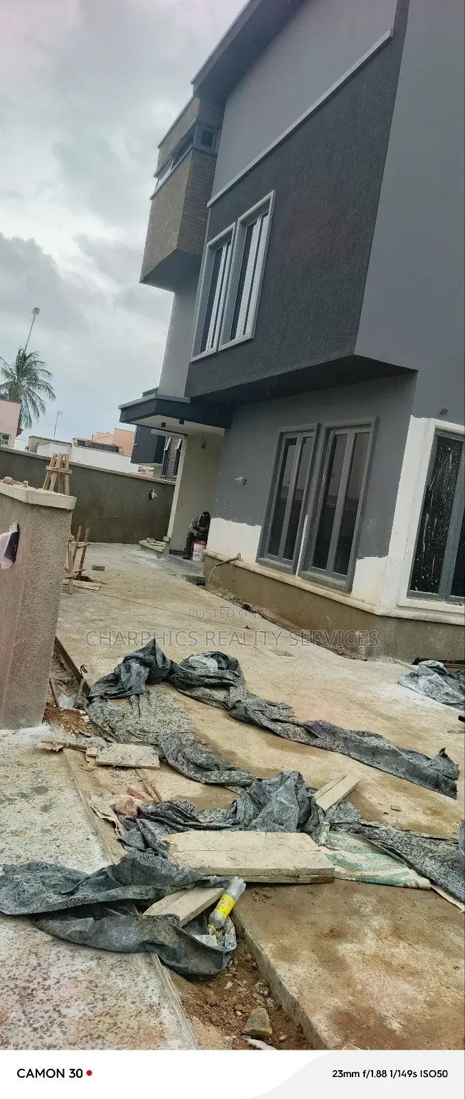 4bdrm Duplex in Ikeja GRA for sale