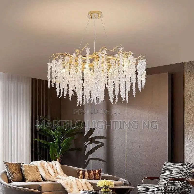 Modern Design of Unique Crystal Chandelier Light