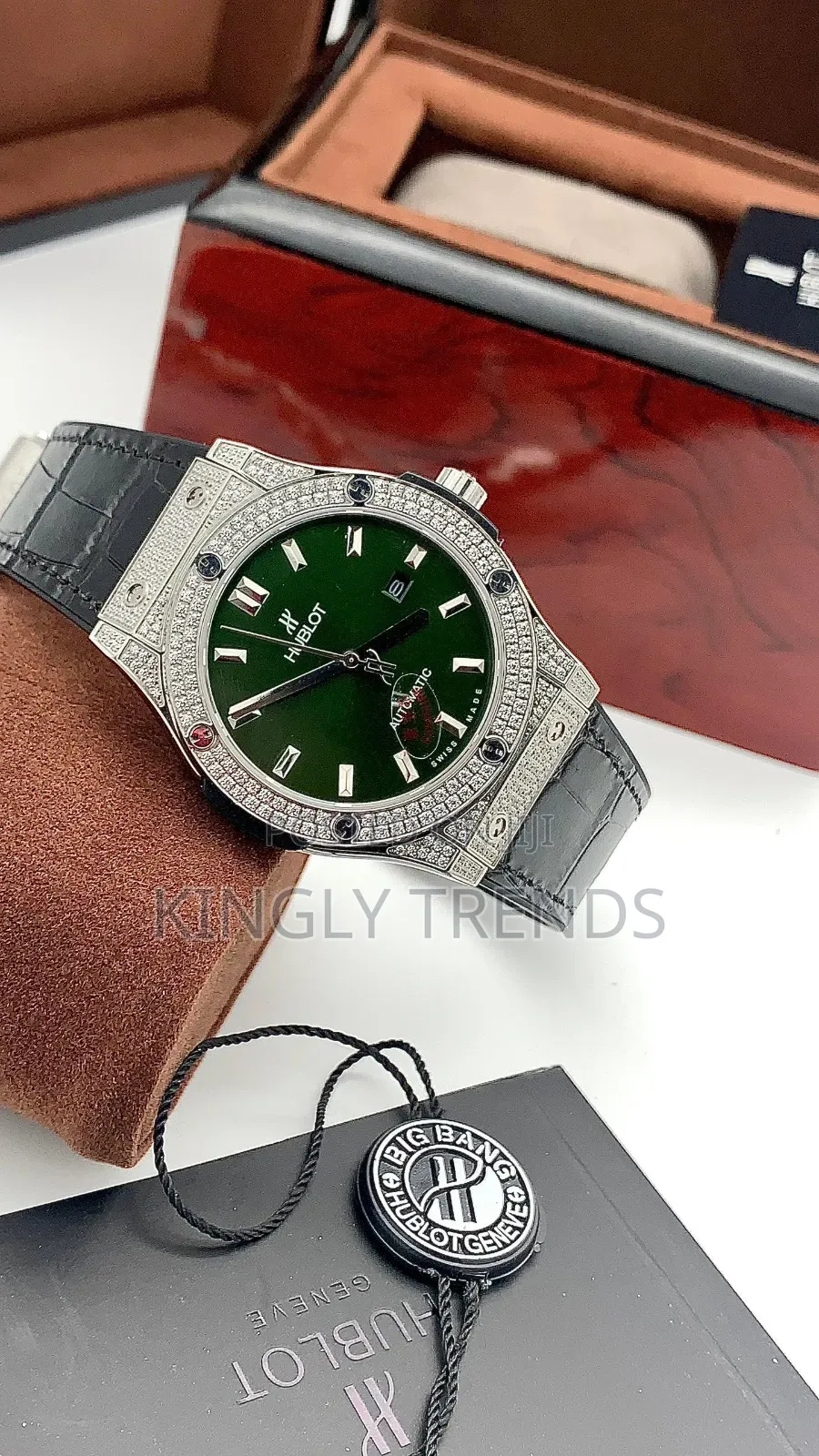 Luxury Hublot Half Stone
Wristwatch