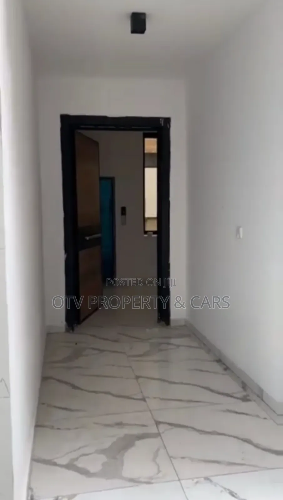 Furnished 5bdrm Duplex in Banana Island for sale