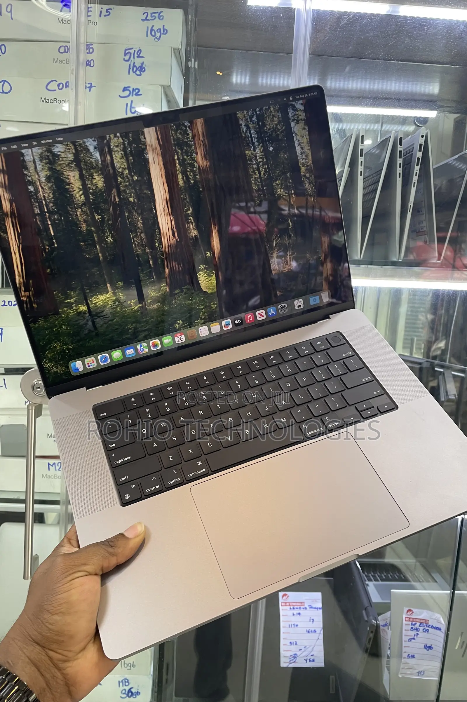 Laptop Apple MacBook Pro 2023 M2 Pro 16-Inch 16GB Apple M2 SSD 512GB