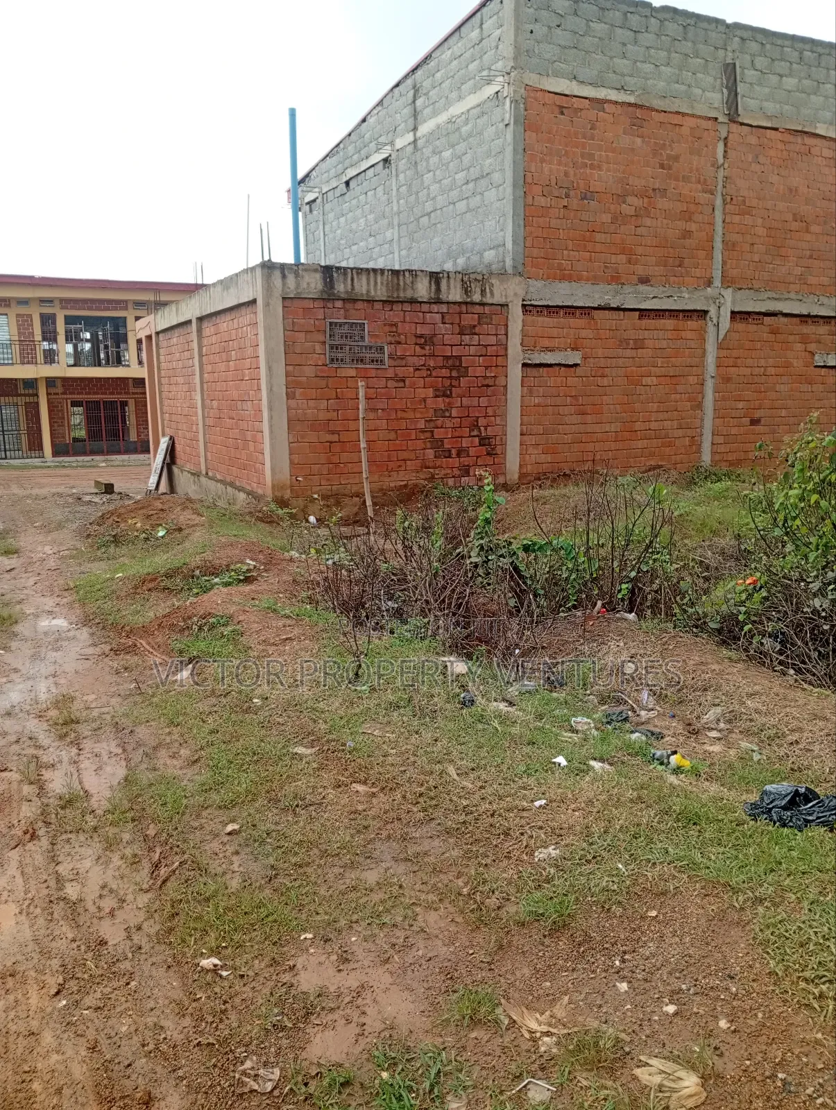 A Commercial Plot in Market