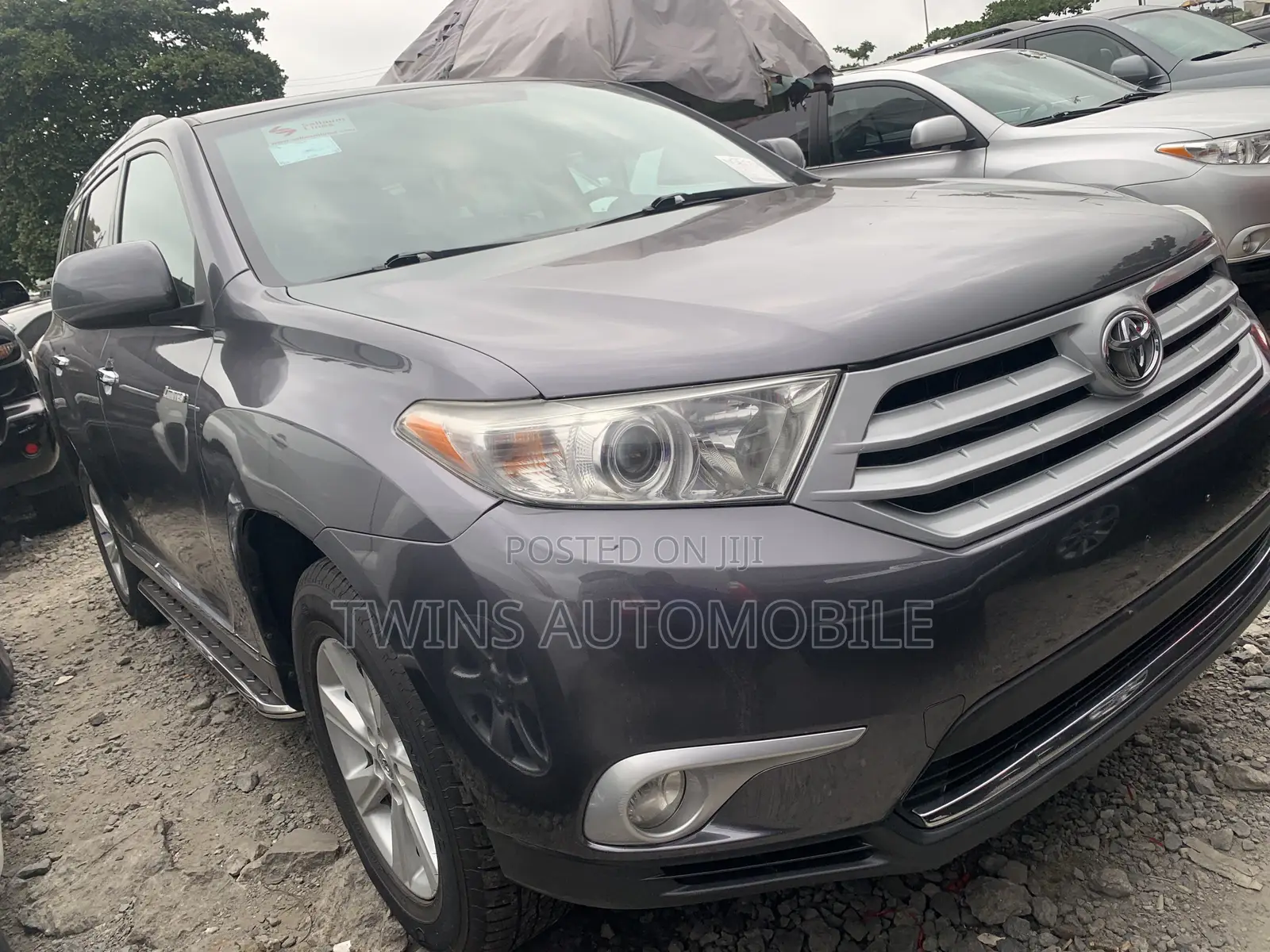 Toyota Highlander Limited 3.5l 4WD 2013 Gray