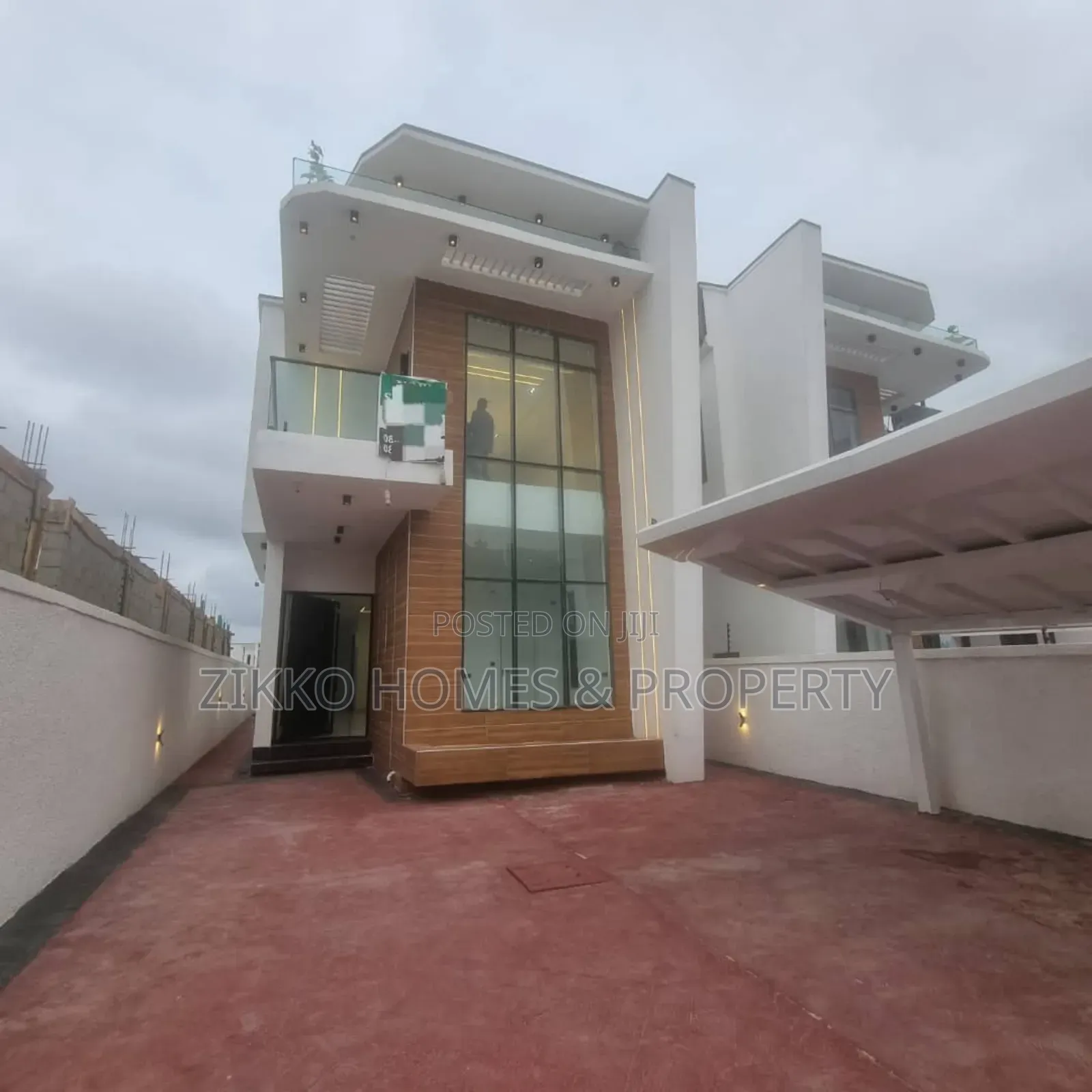 5bdrm Duplex in Ajah, Lekki for sale