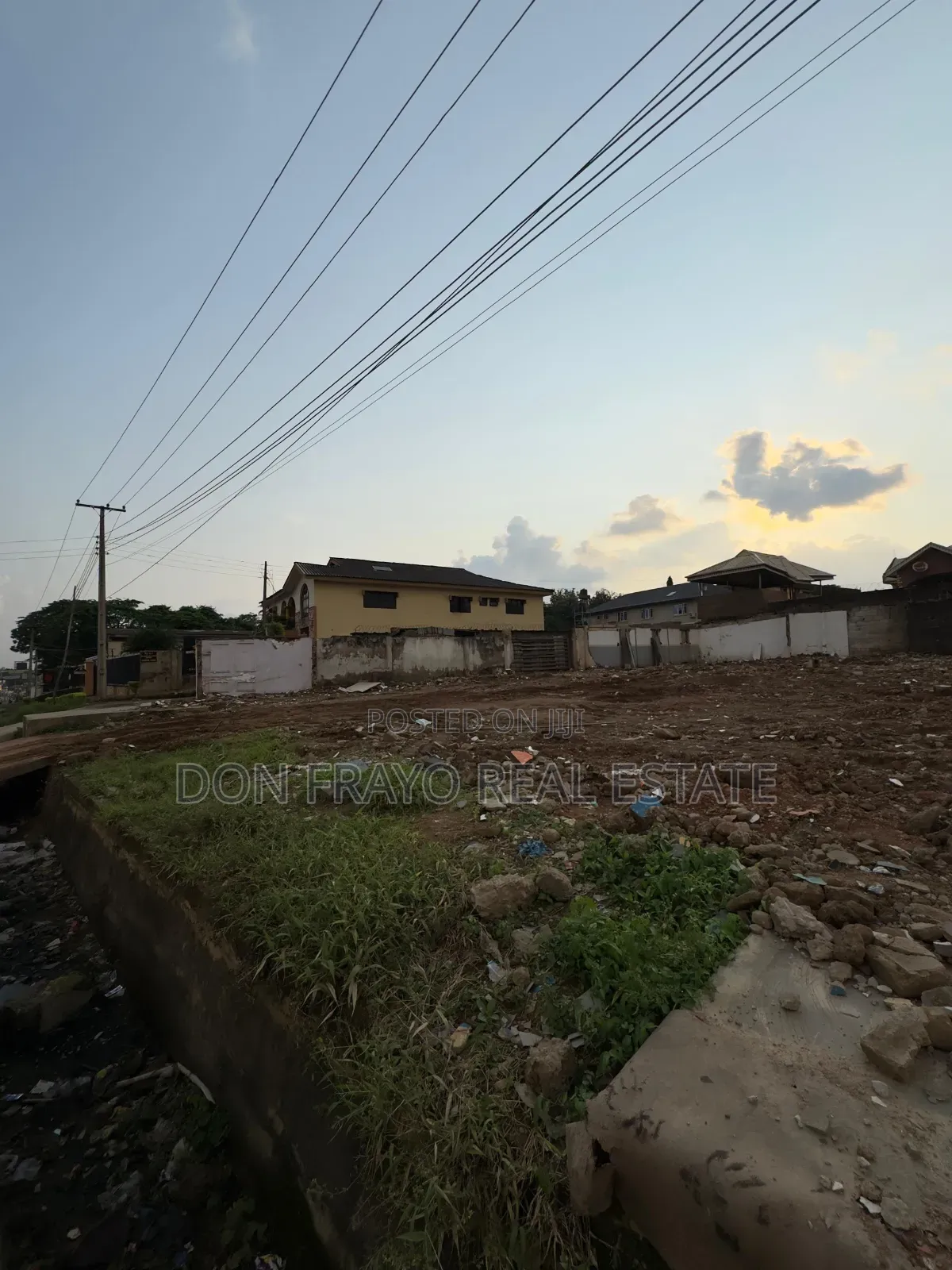 914 SQM Commercial Land for Sale at Idi-Ape Bashorun Road Ibadan