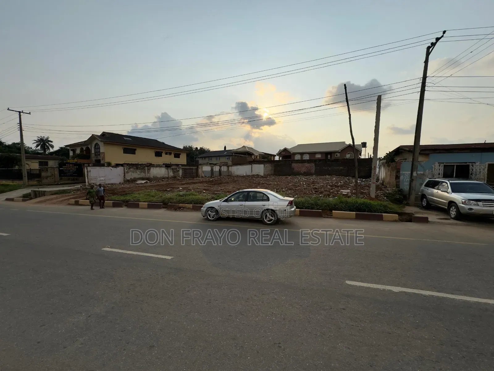 914 SQM Commercial Land for Sale at Idi-Ape Bashorun Road Ibadan