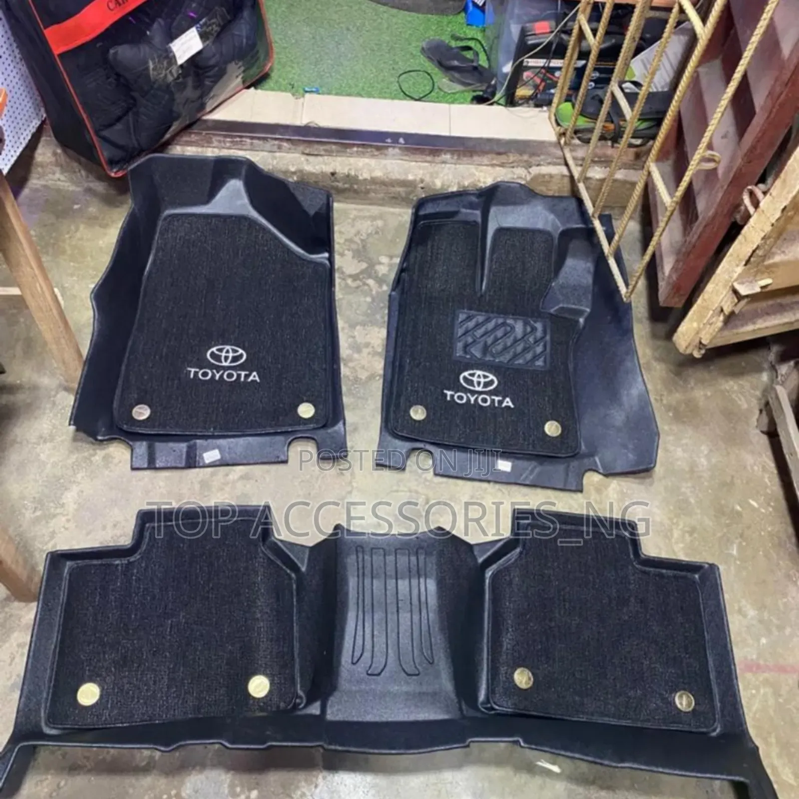 Tpe Double Layer Mat for Toyota Venza