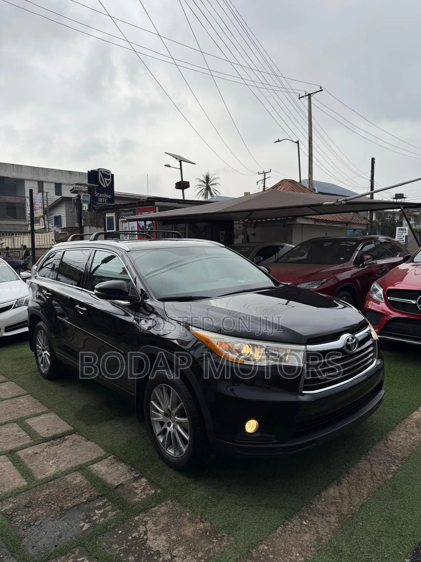 Toyota Highlander XLE 4dr SUV AWD (3.5L 6cyl 6A) 2014 Black